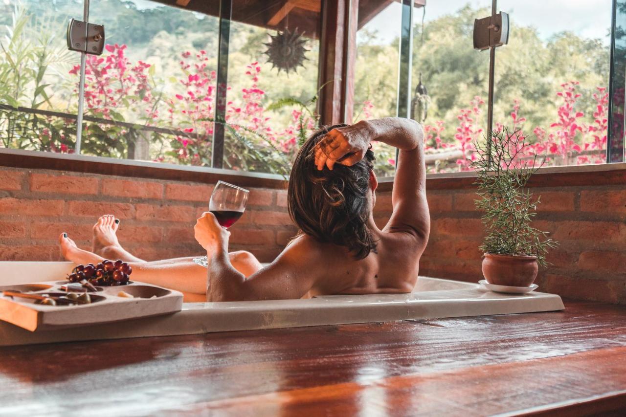 Villa Casa Pedacinho De Ceu Com Banheira De Hidromassagem E Lareira São Bento do Sapucaí Exterior foto